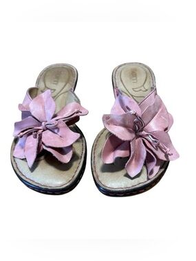 Born Lilac Pink Wedge Flower Comfortable Cushioned Sandal Size 6